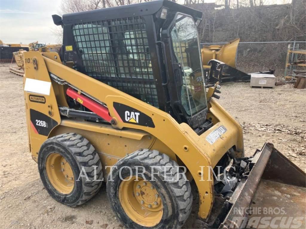 CAT 226B3 Chargeuse compacte
