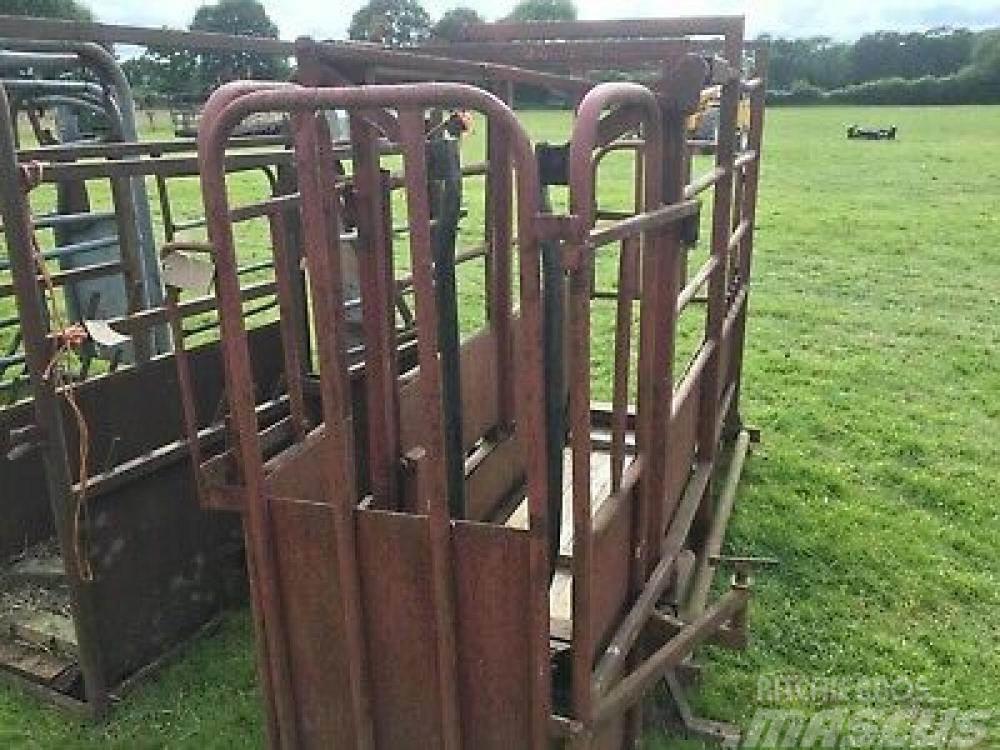  Cattle Crush £390 Autres accessoires