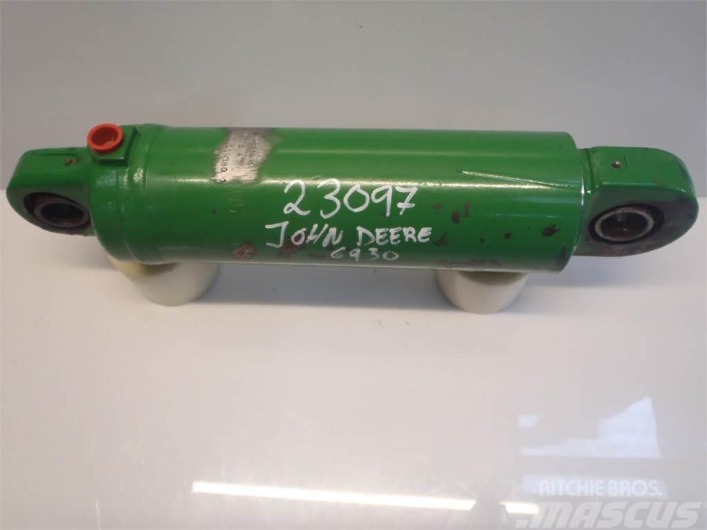 John Deere 6930 Lift Cylinder Hydraulique