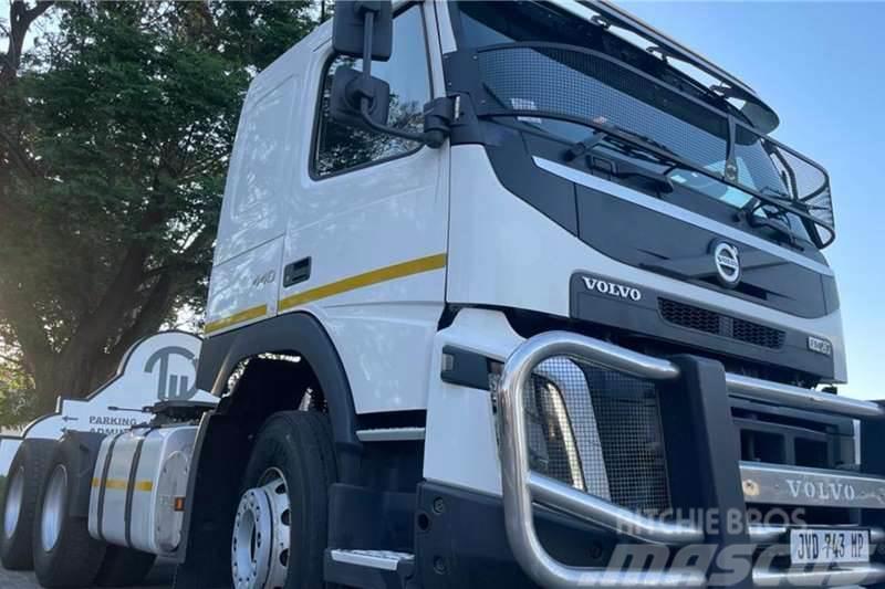 Volvo FMX440 6x4 Truck Tractor Autre camion