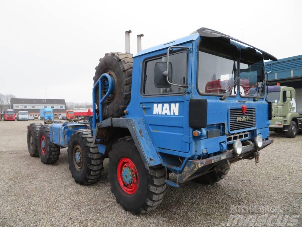 MAN M1014 V10 8x8 Autre camion