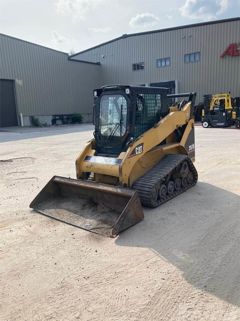 CAT 257 Chargeuse compacte