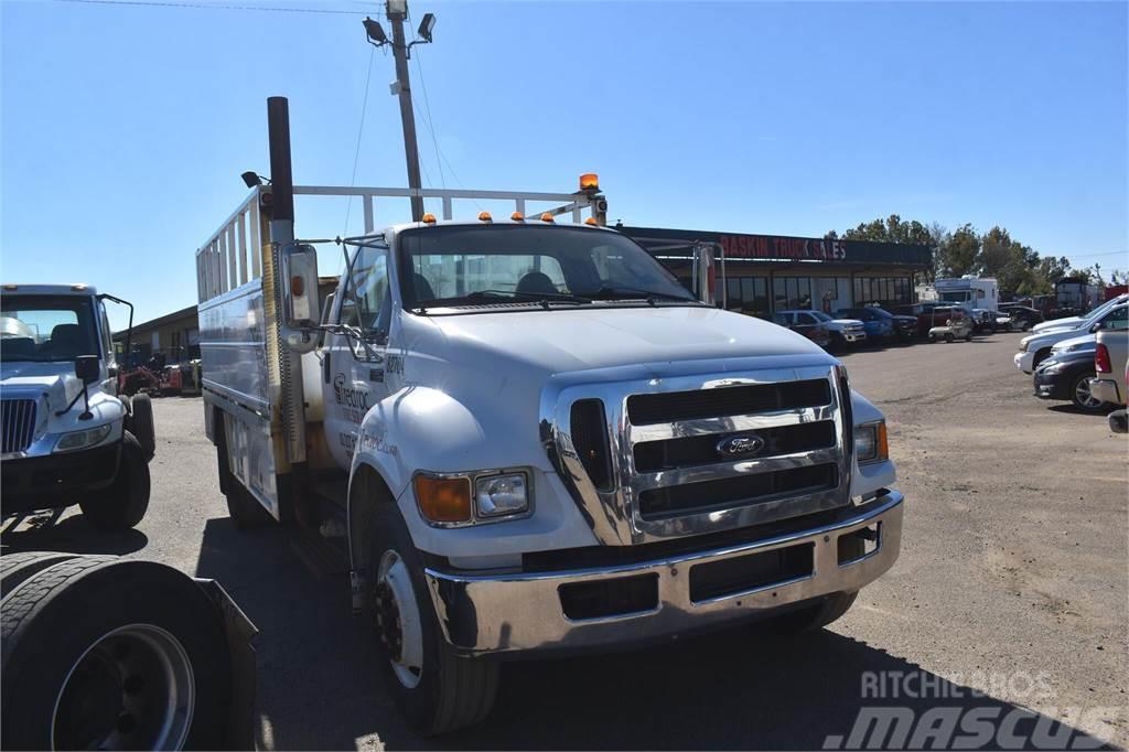 Ford F750 Camions et véhicules municipaux