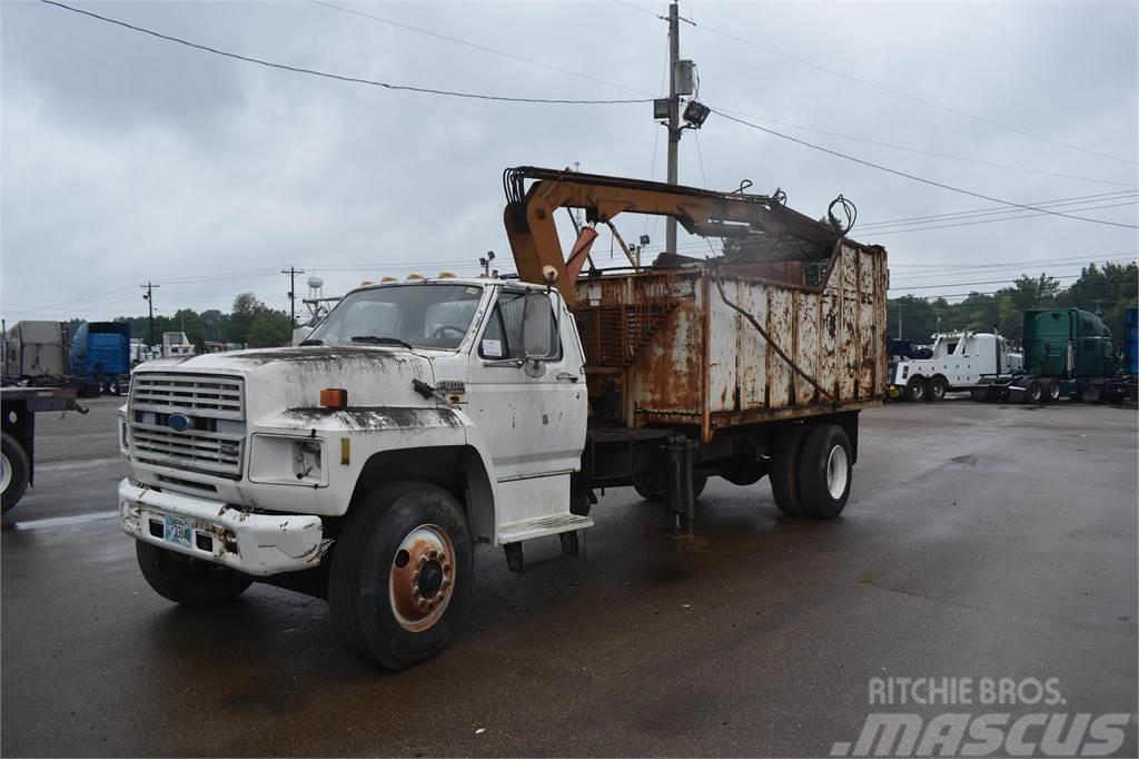 Ford F800 Camion plateau ridelle avec grue