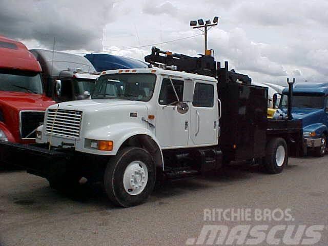 International 4900 Camions et véhicules municipaux