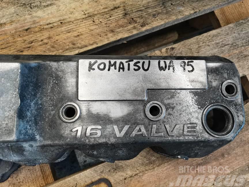 Komatsu WA .... {Komatsu 4D98E} block engine Moteur