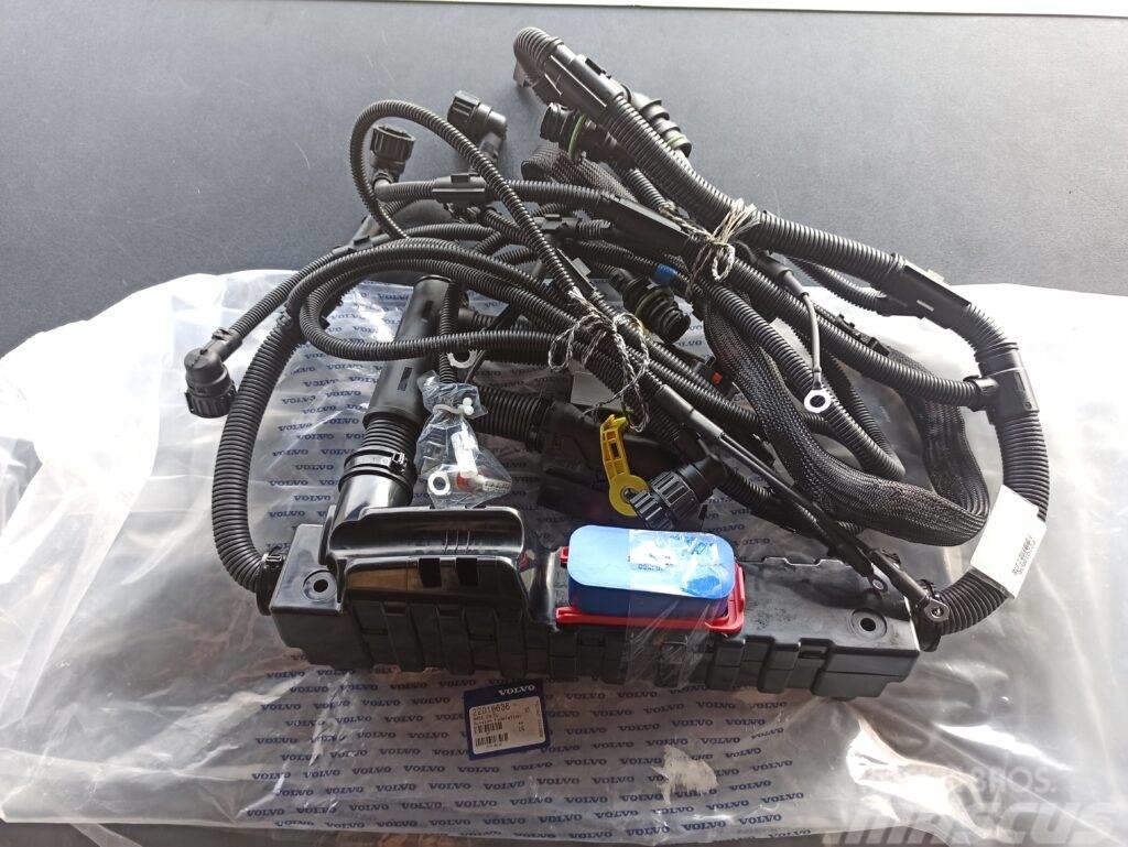 Volvo ENGINE WIRE HARNESS 22018636 Autres pièces