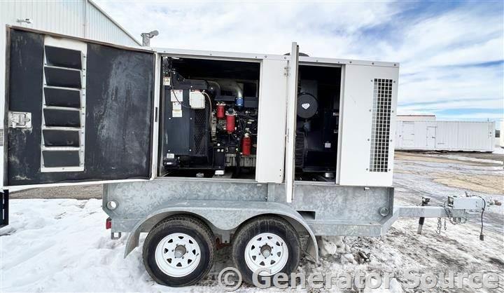 CAT 150 kW - JUST ARRIVED Générateurs diesel