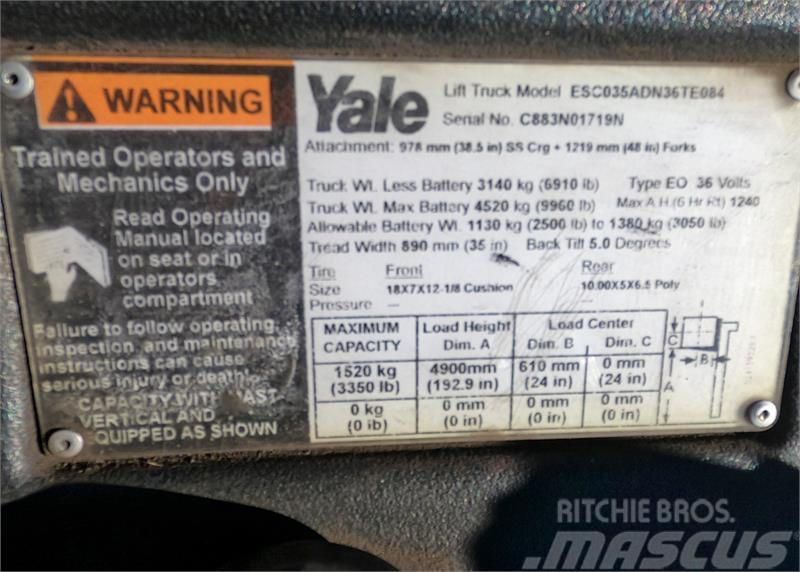 Yale ESC035AC Chariots élévateurs électriques