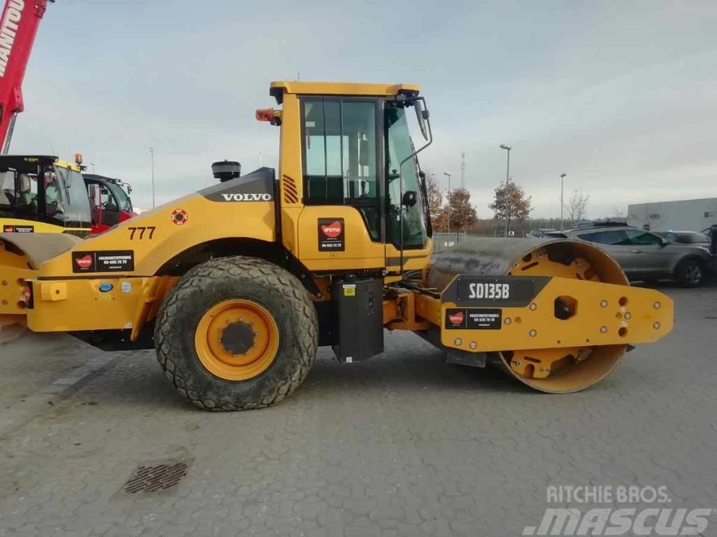 Volvo SD 135 B *uthyres / only for rent* Rouleaux monocylindre