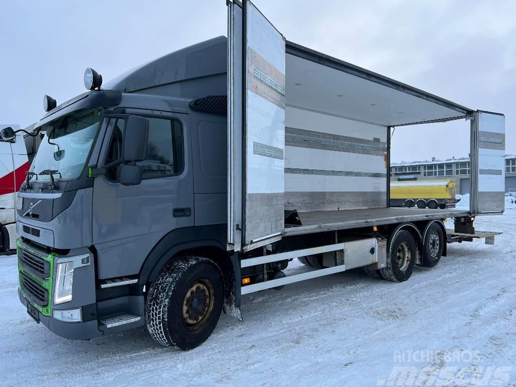 Volvo FM450 6X2 full side opening ,only 276085 km!! Camion Fourgon