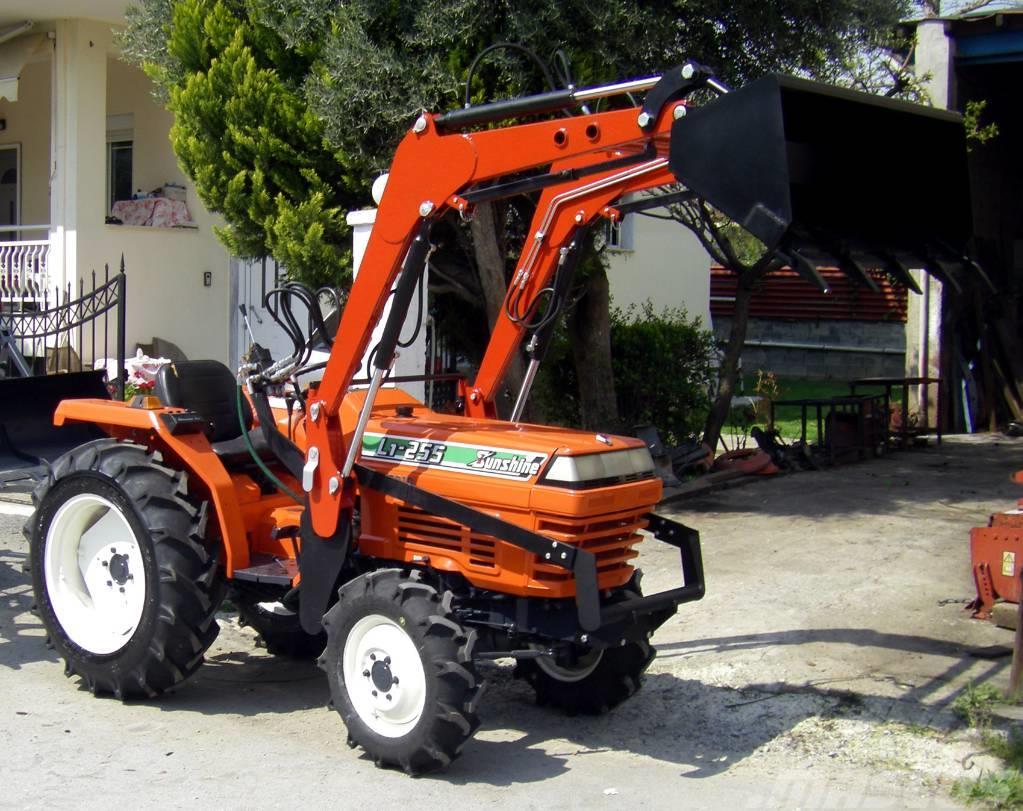 Kubota L1-255 4wd WITH LOADER Tracteur