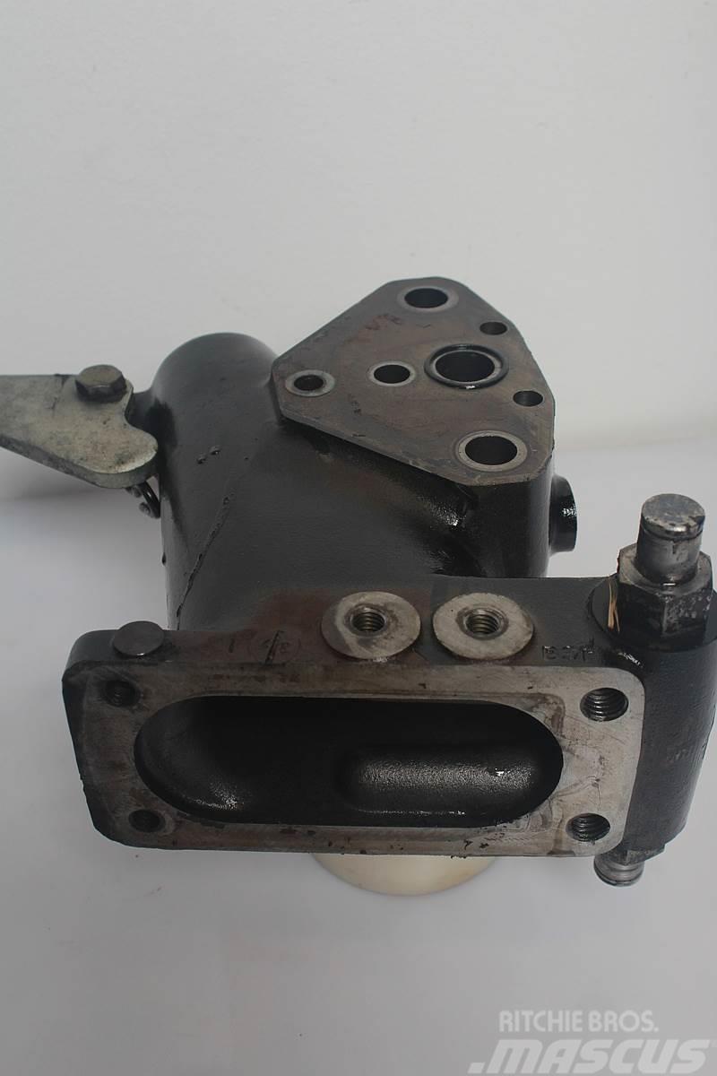 Massey Ferguson 4255 Remote control valve Hydraulique