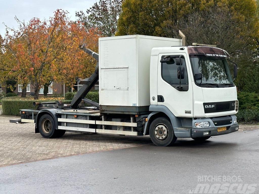 DAF LF 45 180!! HAAKARM/CONTAINER!!MOBILE WORKSHOP!! Camion ampliroll