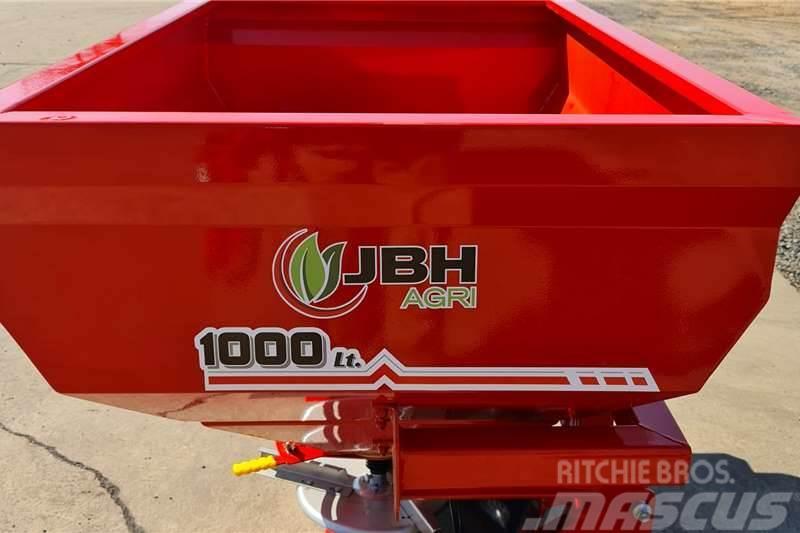  Other New 1000 ltr and 1500 ltr fertilizer spreade Autre camion