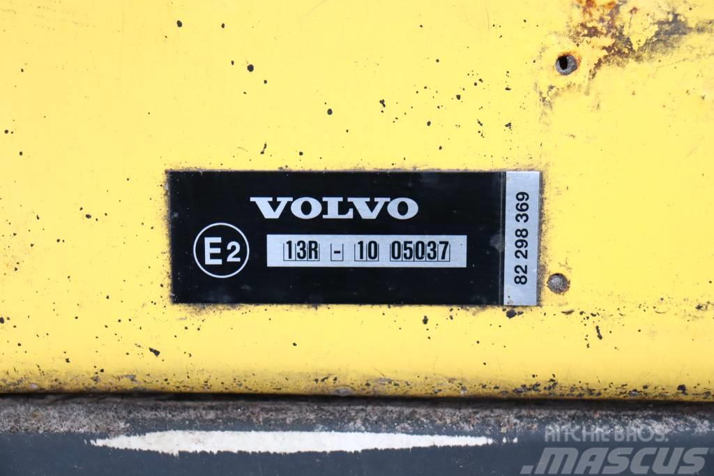 Volvo FL240 4x2 Camion Fourgon