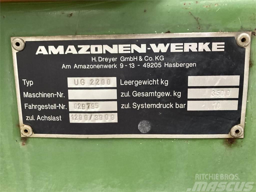 Amazone UG 2200 Pulvérisateurs traînés