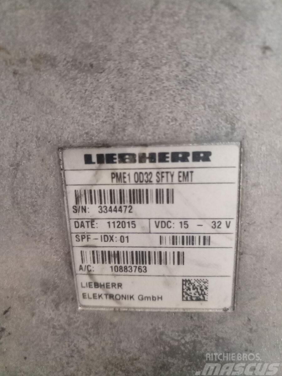 Liebherr R926 LC Electronique