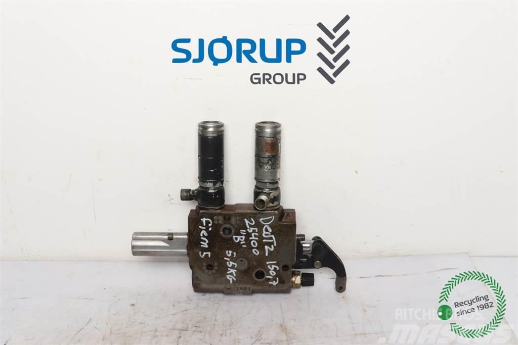 Deutz-Fahr Agrotron 150.7 Remote control valve Hydraulique