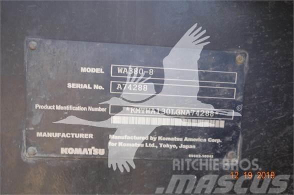 Komatsu WA380-8 Chargeuse sur pneus