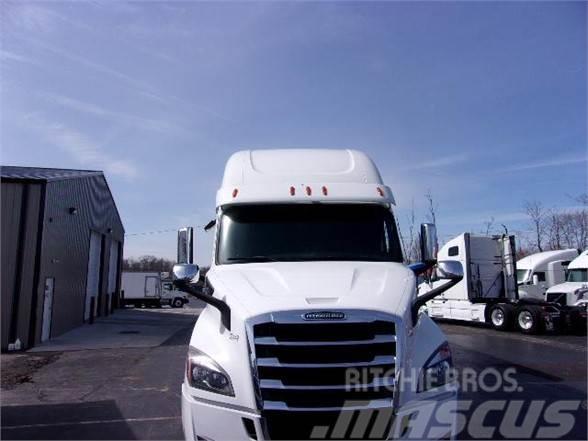 Freightliner CASCADIA 116 Camion Fourgon