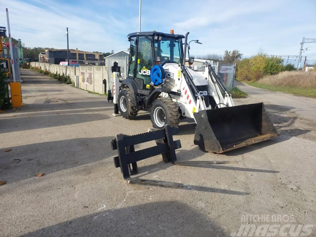 JCB 3CX Compact Tractopelle