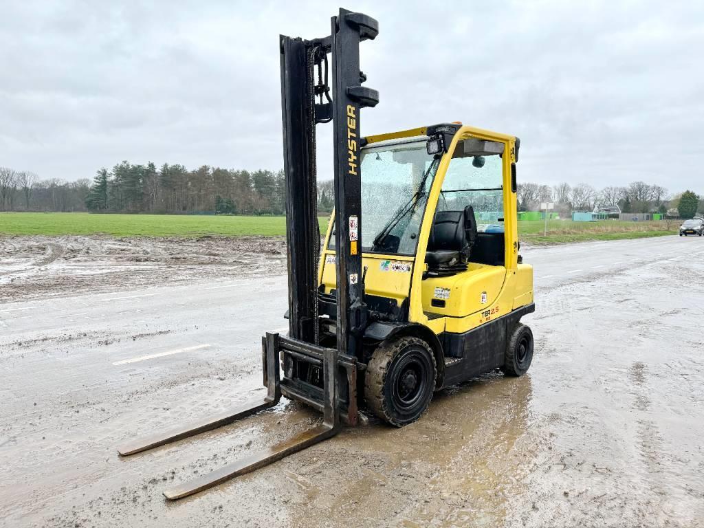 Hyster H2.5FT Excellent Working Condition / CE Chariots GPL