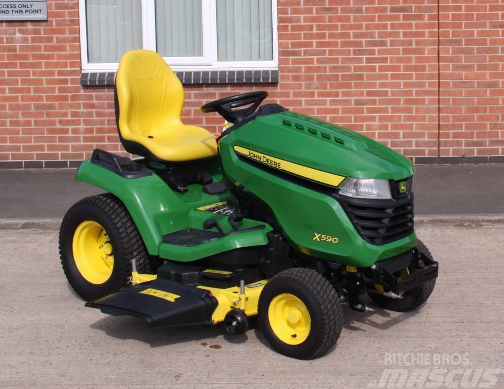 John Deere X 590 Ride on lawn tractor Tondeuses montées