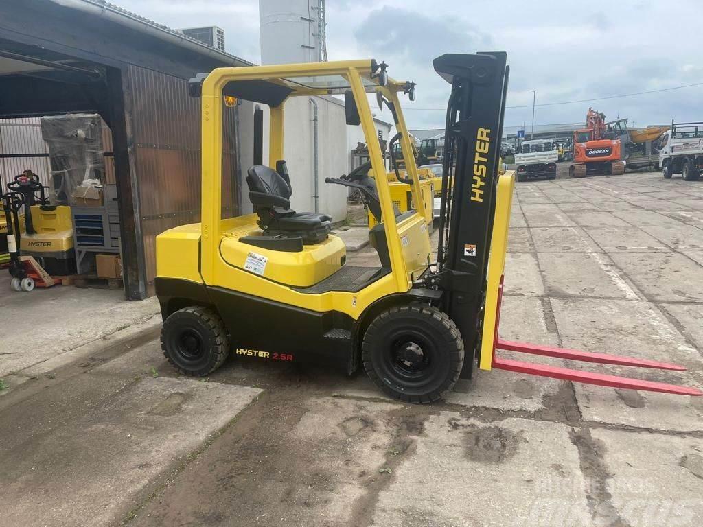 Hyster H2.5A Chariots diesel