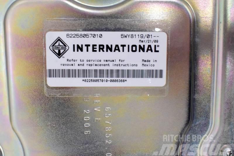 International DT570 EGR Autres pièces
