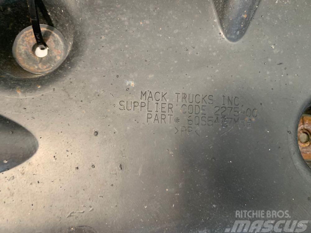 Mack CXU613 Autres pièces