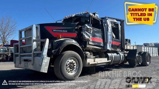 Western Star 4900FA DAMAGED HIGHWAY TRUCK Tracteur routier