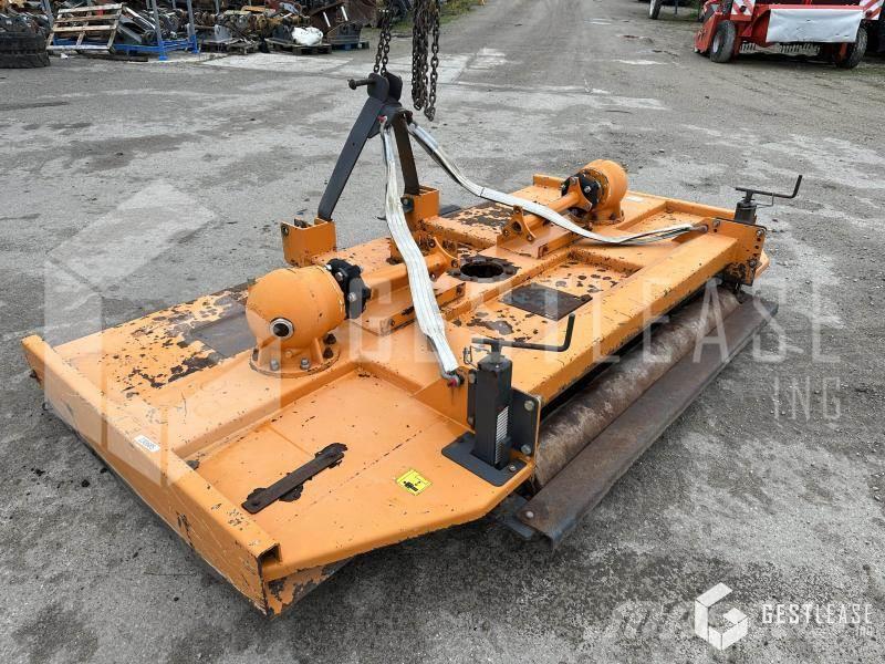  Gyromass G 3305 Autres matériels d'espace vert