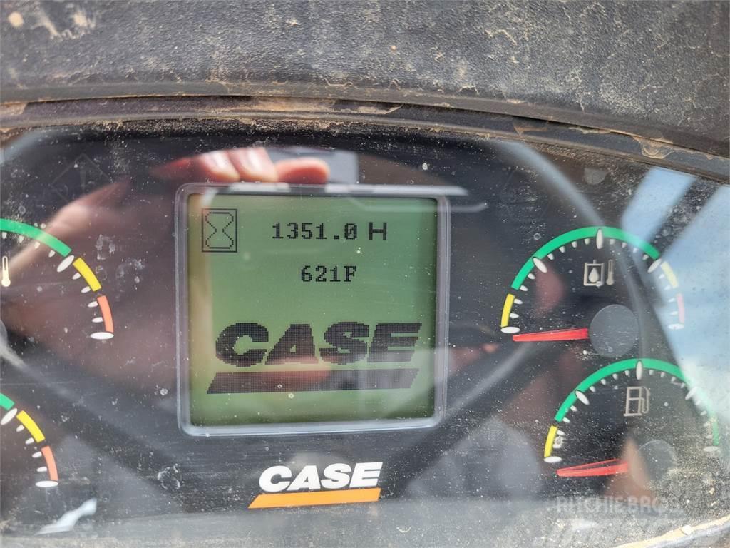 CASE 621F Chargeuse sur pneus