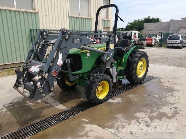 John Deere 5615F Tracteur