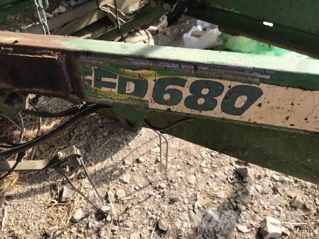 Stoll SPEED 680 Rateau faneur