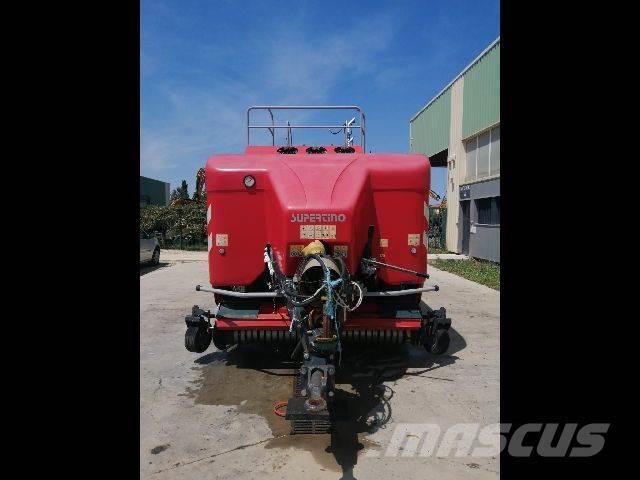 Supertino 712R Presse cubique