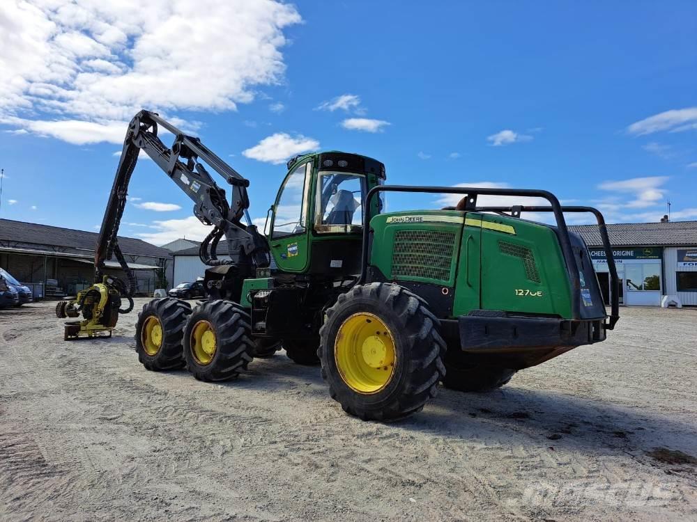 John Deere 1270E Feller bunchers