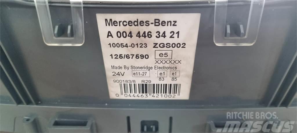 Mercedes-Benz ATEGO 2 Electronique