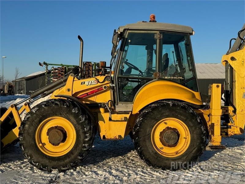 New Holland B115-4PS Tractopelle