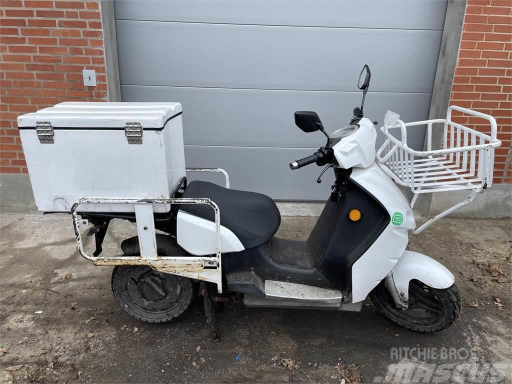  El-scooter V-Moto E-max, German Engineering, Itali Autres accessoires