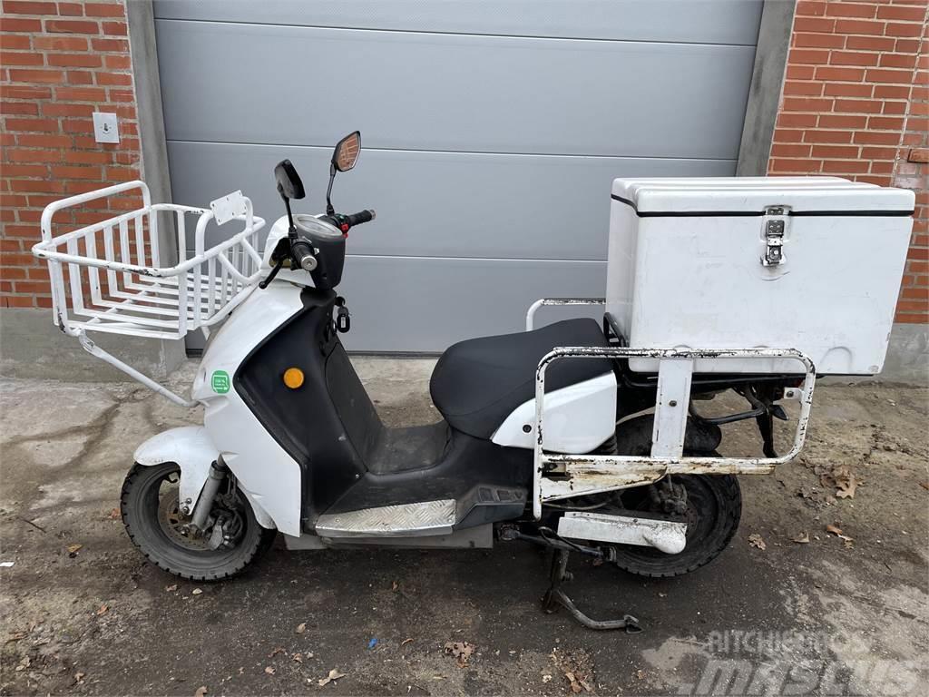  El-scooter V-Moto E-max, German Engineering, Itali Autres accessoires
