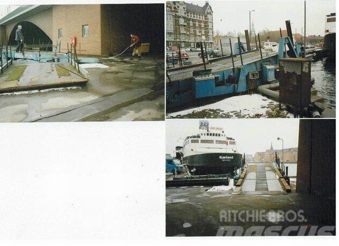  Færgerampe, lille - ca. 14 m total længde - 1 stk Bateaux de travail, barges et pontons
