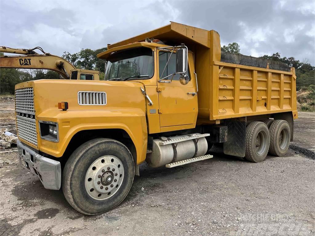Ford 9000 Camion benne
