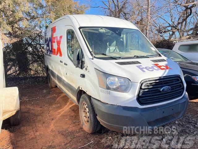 Ford 250 Transit Utilitaire
