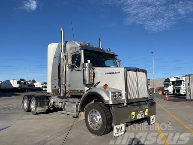 Western Star 4864FXC Tracteur routier