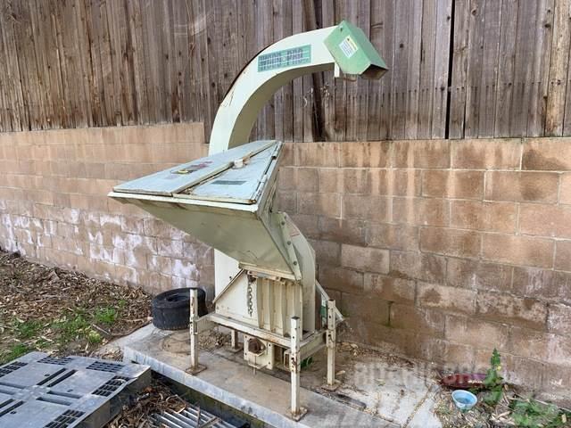  Wood Pro 30QP3 Wood chippers