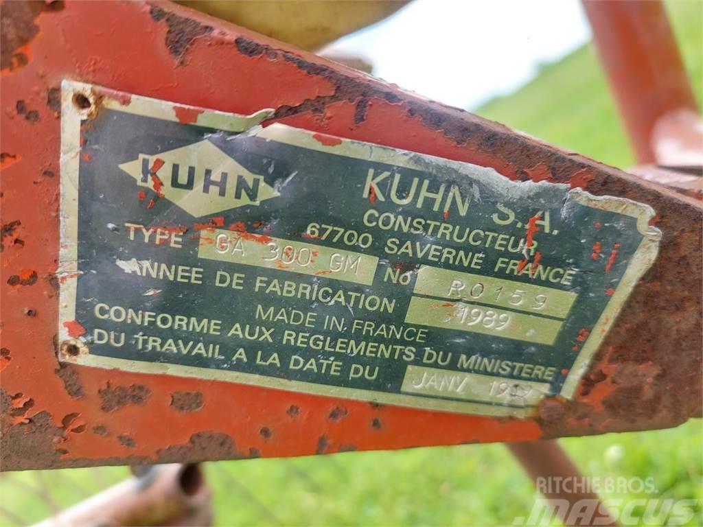 Kuhn GA 300 GM Rateau faneur