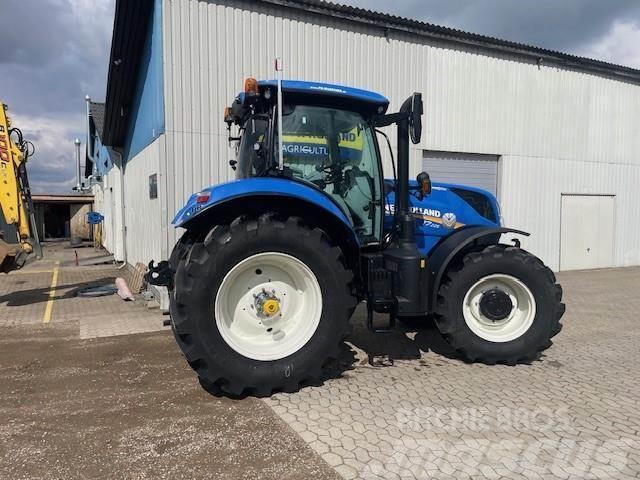 New Holland T7.225 AUTO COMMAND Tracteur