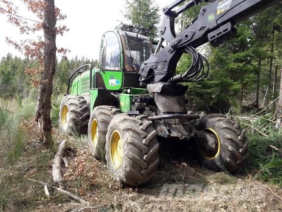 John Deere 1270E Abatteuse